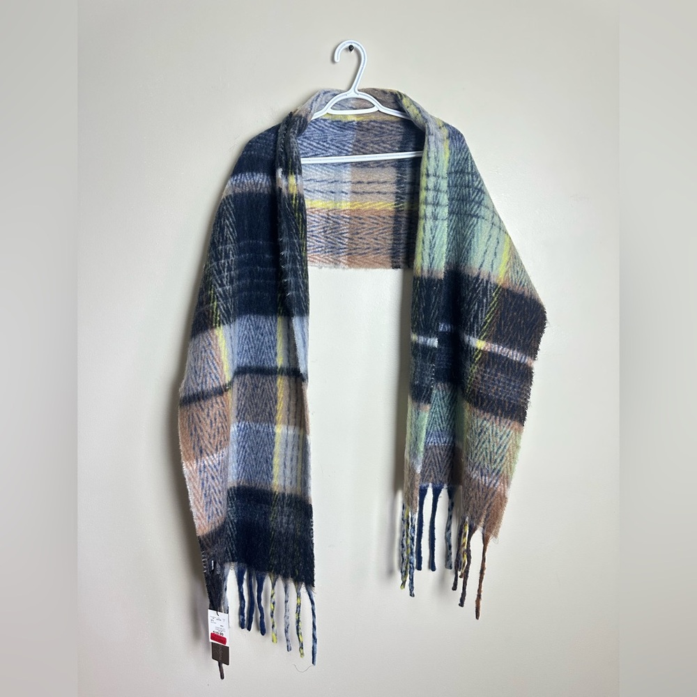 Modena One Size Plaid Fringe Scarf